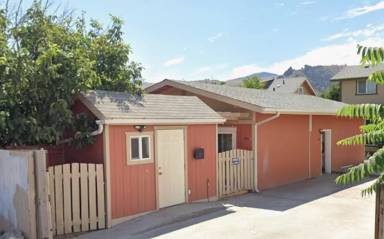 Main picture of 921 Walker Ave