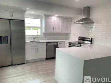 Main picture of 334 Greenwood Dr