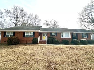 Main picture of 601 Winged Foot Ct