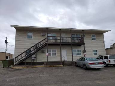 Main picture of 504 S 3rd Ave