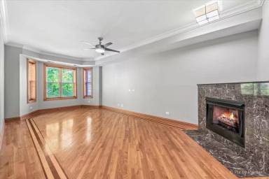 Main picture of 4516 S Vincennes Ave