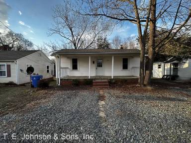 Main picture of 114 Davis St