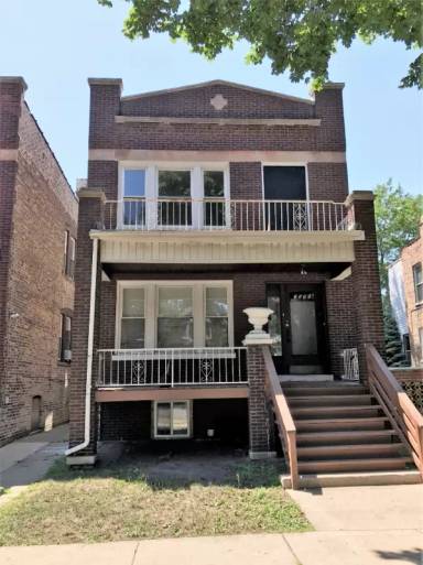 Main picture of 7350 S Eberhart Ave