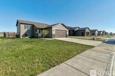 Main picture of 6558 Abelia St