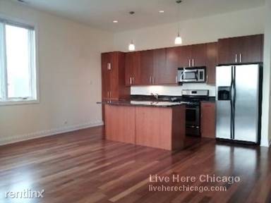 Main picture of 1354 W Augusta Blvd