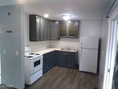 Main picture of 4 Brook Dr