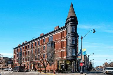 Main picture of 2100 N Halsted St