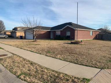 Main picture of 1600 Appaloosa Dr