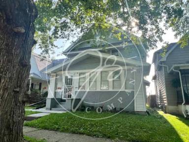 Main picture of 319 Hanover St