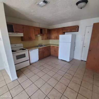 Main picture of 1304 Brown Dr