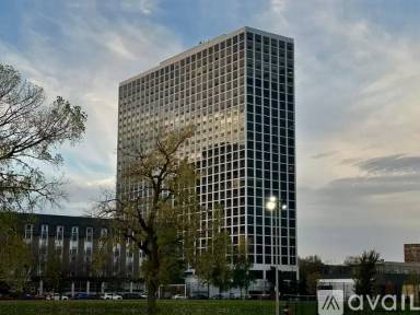 Main picture of 4343 Clarendon Ave Condos