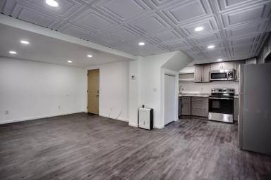 Main picture of 308 E Mary St