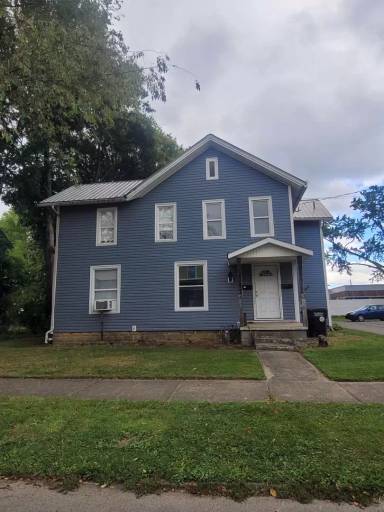 Main picture of 205 W Poplar St