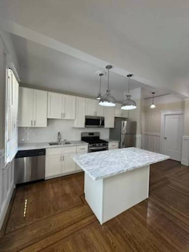 Main picture of 1144 Clay St