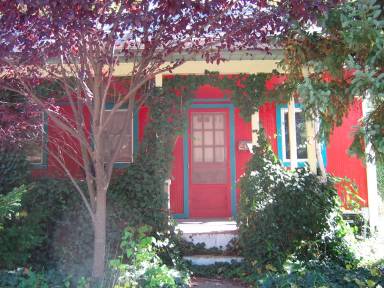 Main picture of 347 S Davisson St