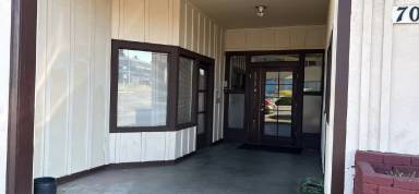 Main picture of 709 S Lincoln St