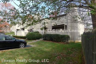 Main picture of 7117 Pine Ct