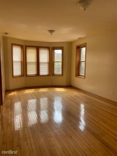 Main picture of 7350 S Phillips Apartments