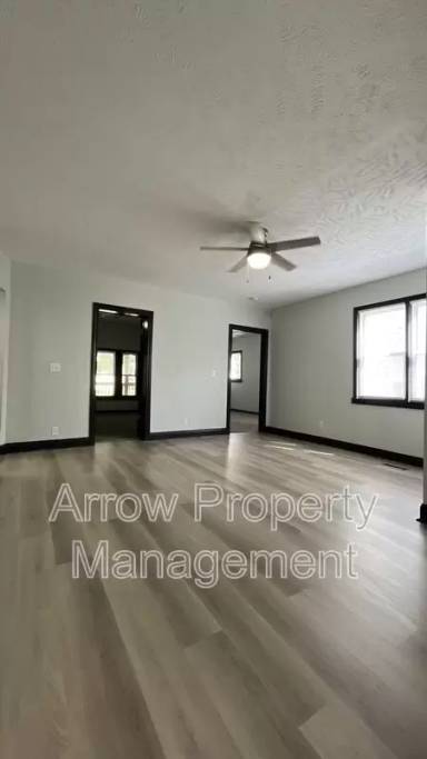 Main picture of 1535 S 22nd St