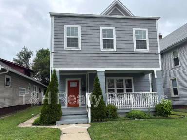Main picture of 2246 Bellefontaine St