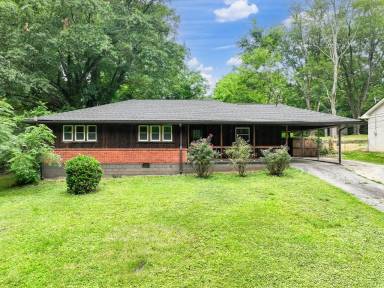 Main picture of 2130 Meadowbrook Ln SE