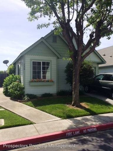 Main picture of 734 Mei Dr