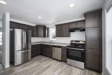 Main picture of 1012-1014 Escape St Apartments
