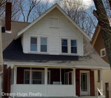Main picture of 146 Western Ave