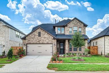 Main picture of 4210 Maple Glen Dr