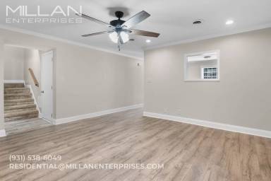 Main picture of 3063 Woody Ln