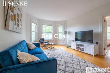 Main picture of 128 Magazine St
