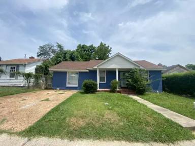 Main picture of 1048 Leon Pl