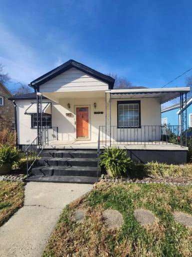 Main picture of 205 N Graham St