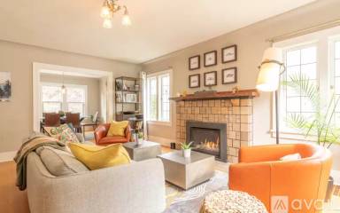 Main picture of 1942 Boyer Ave E