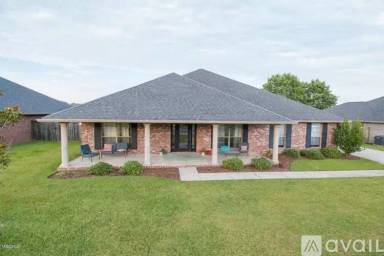 Main picture of 17161 Excalibur Cir