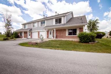 Main picture of 15810 Country Ct