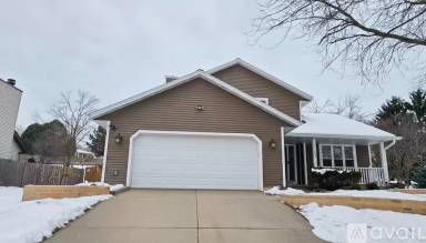 Main picture of 206 N High Point Rd