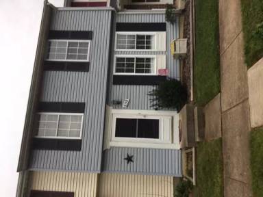 Main picture of 839 Oak Leaf Ct