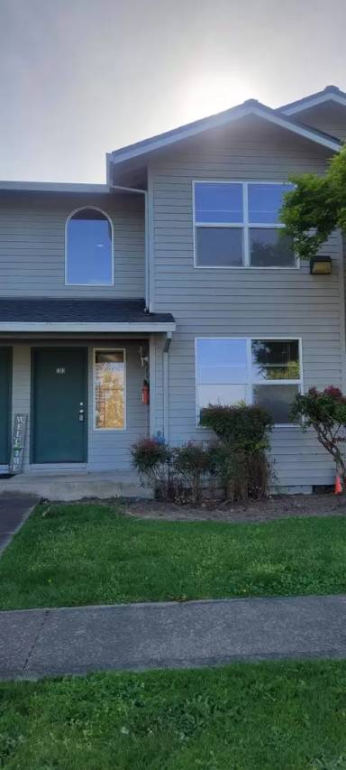 Main picture of 305 A St