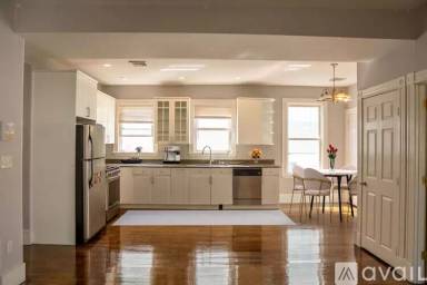 Main picture of 19 Parker Hill Ave