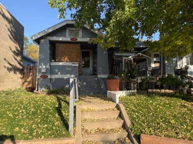 Main picture of 2352-2358 S Broadway