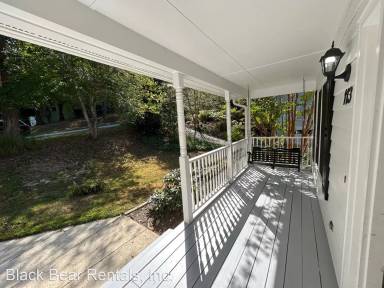 Main picture of 113 Forest Lake Dr