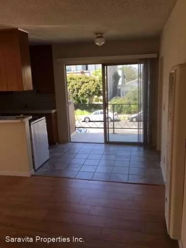 Main picture of 3854 Inglewood Blvd