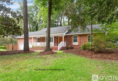 Main picture of 118 Stratford Dr