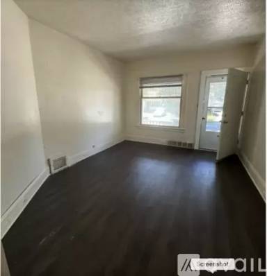 Main picture of 15907 Huntmere Ave
