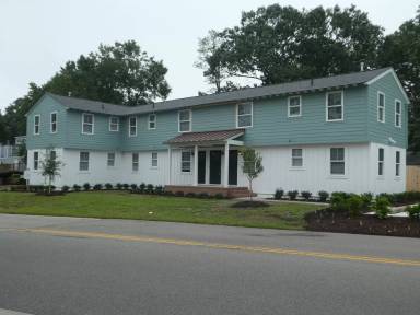 Main picture of 3302 Holly Rd