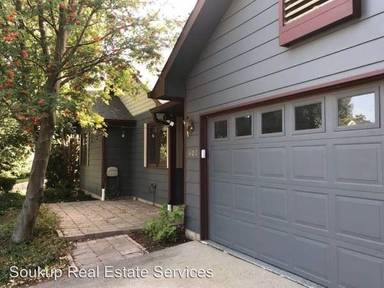 Main picture of 807 Columbia Rd