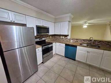 Main picture of 1739 Village Blvd