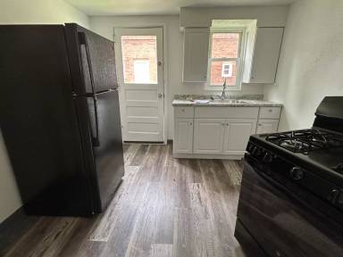 Main picture of 6800 Grand Ave