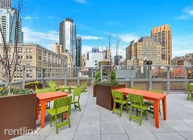 Main picture of 121 Madison Ave Apartments